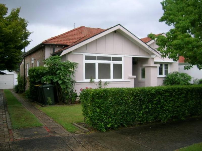 38 Alexander Avenue, Willoughby NSW 2068