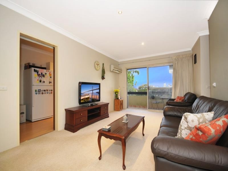 25/17 Penkivil Street, Willoughby NSW 2068