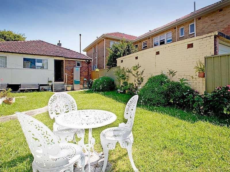221 Penshurst Street, Willoughby NSW 2068