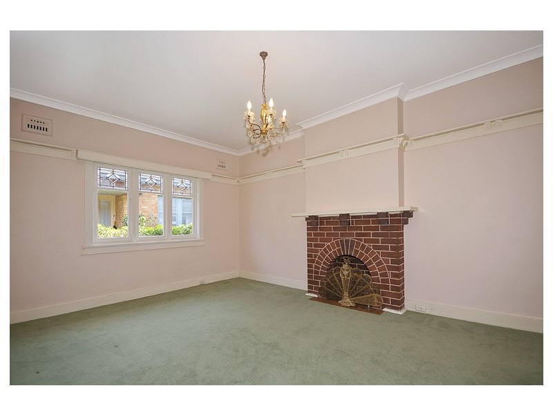 34 Malvern Avenue, Roseville NSW 2069