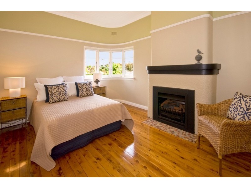 17 Douglas Avenue, Chatswood NSW 2067