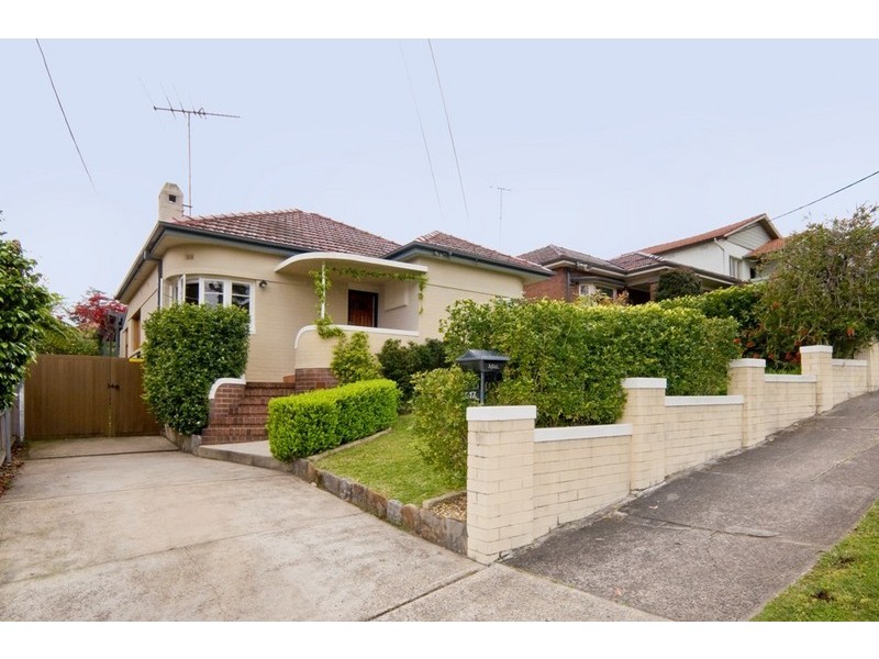 17 Douglas Avenue, Chatswood NSW 2067