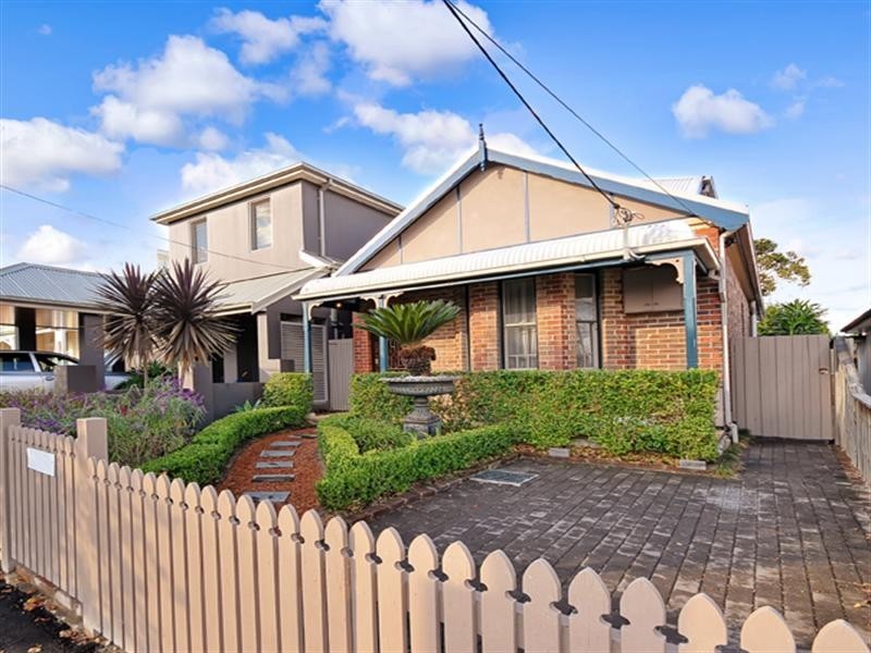 17 Chiltern Road, Willoughby NSW 2068