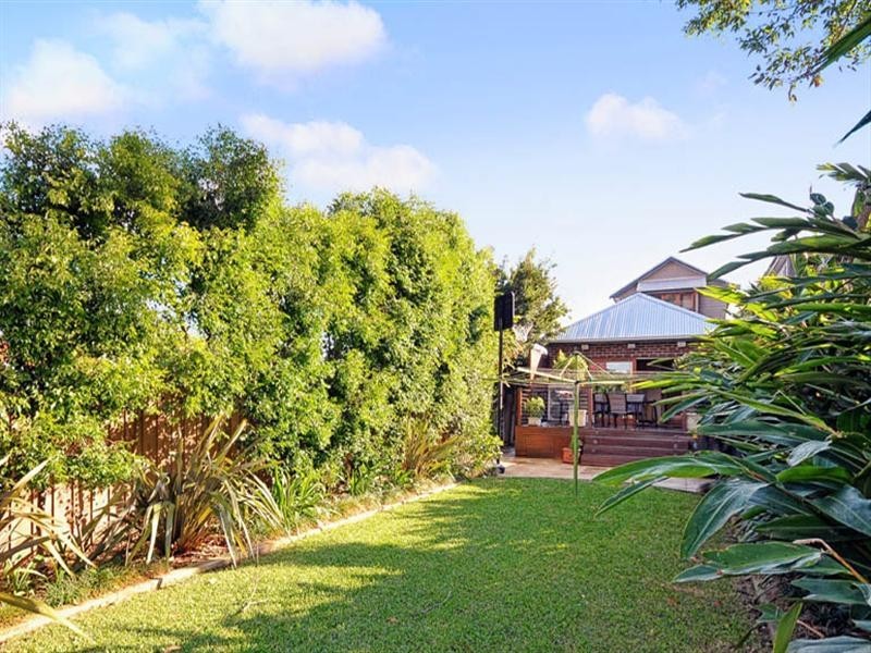17 Chiltern Road, Willoughby NSW 2068