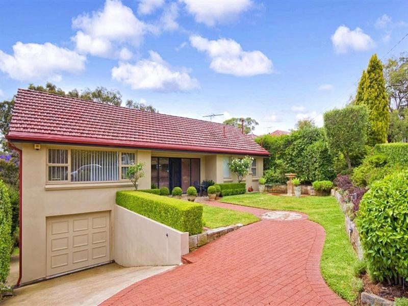 13 Covelee Circuit, Middle Cove NSW 2068