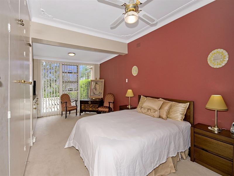 13 Covelee Circuit, Middle Cove NSW 2068