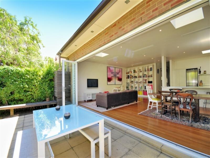 16 Cambridge Street, Willoughby NSW 2068