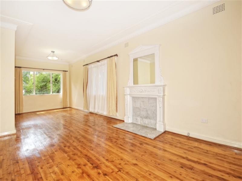 207 Eastern Valley Way, Willoughby NSW 2068