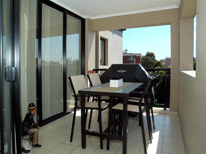 6/240 Penshurst Street, Willoughby NSW 2068