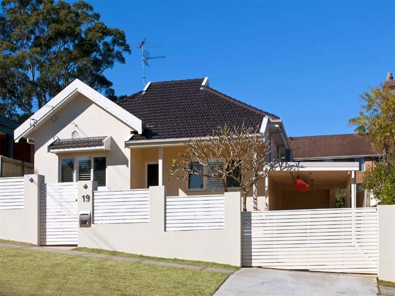 19 Kalgoorlie Street, Willoughby NSW 2068