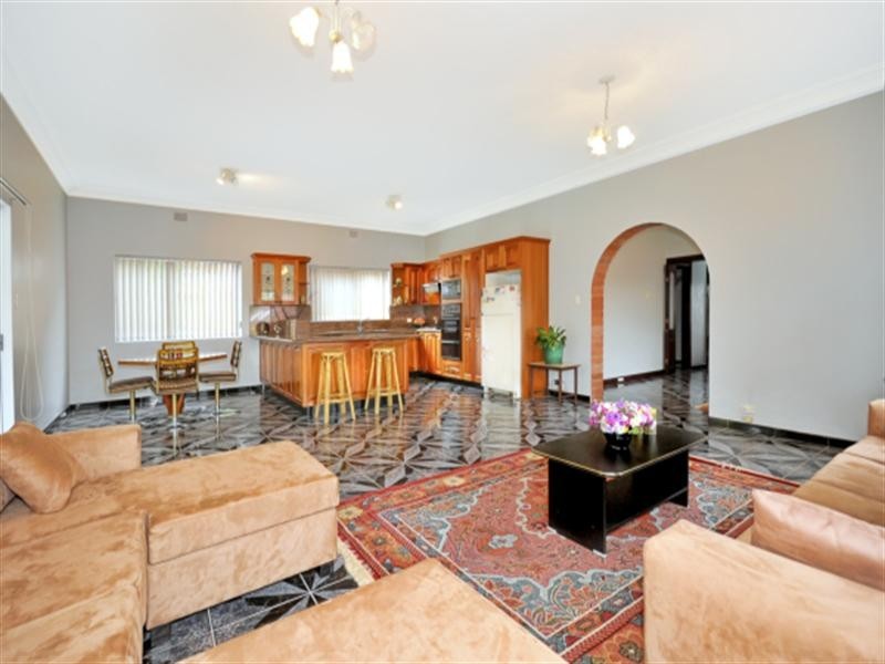 29 Lucknow Street, Willoughby NSW 2068