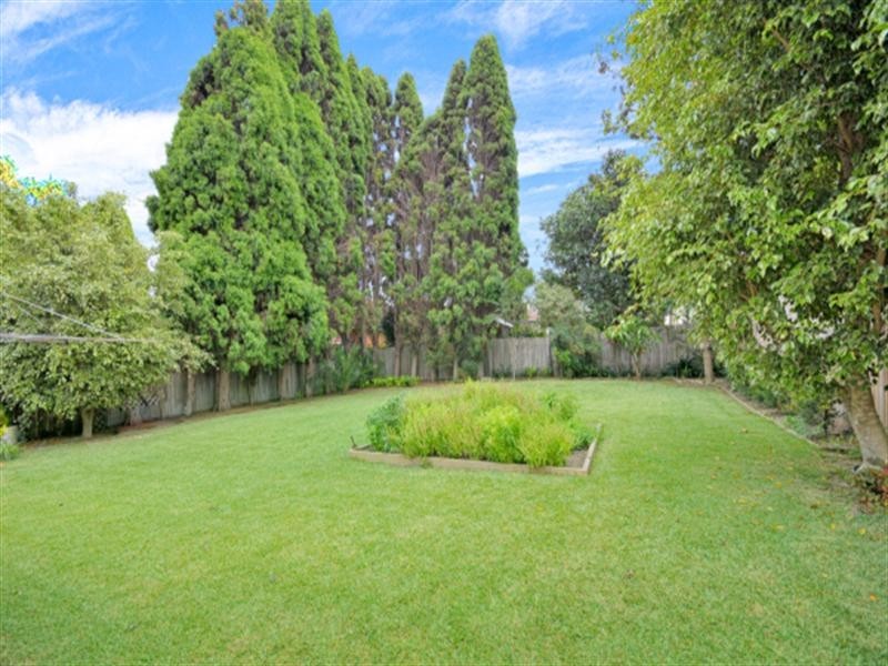 29 Lucknow Street, Willoughby NSW 2068