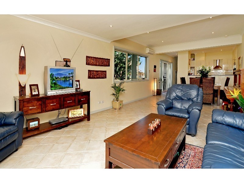 13 Walter Street, Willoughby NSW 2068