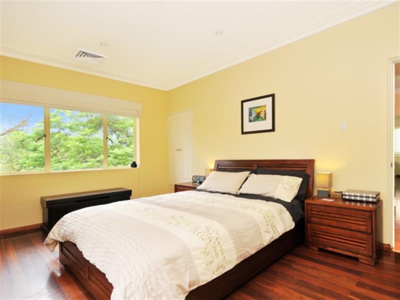 24 Clarke Place, Killara NSW 2071