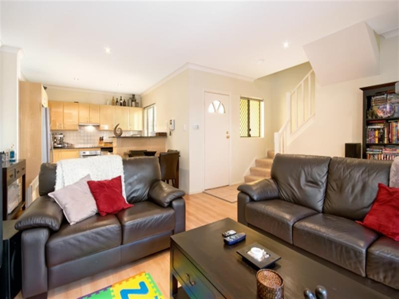 16/7-13 Taylor Close, Miranda NSW 2228