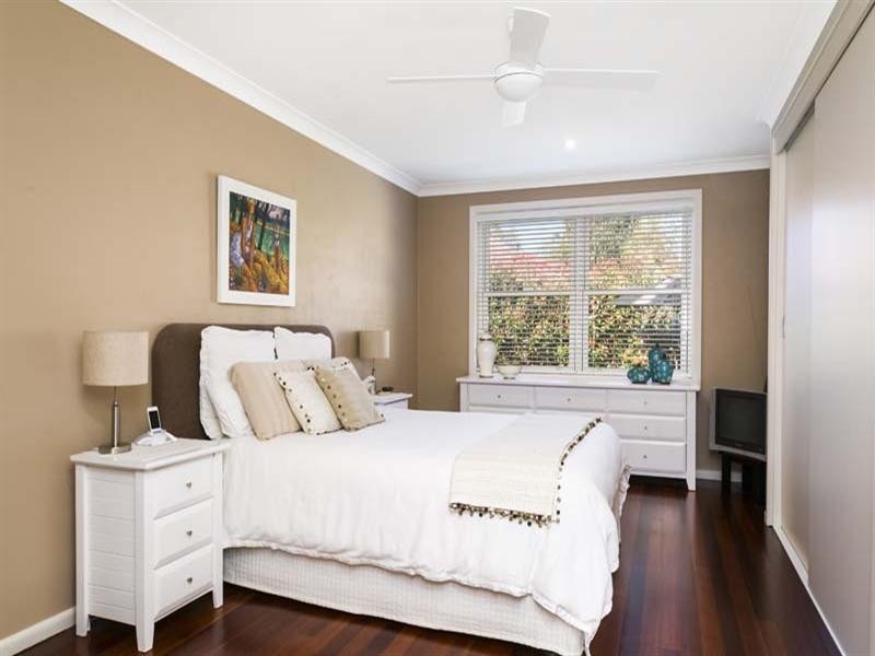 8 The Lee, Middle Cove NSW 2068