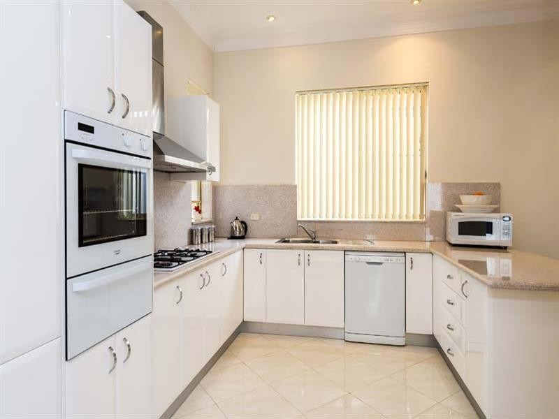 21 Crabbes Avenue, Willoughby NSW 2068