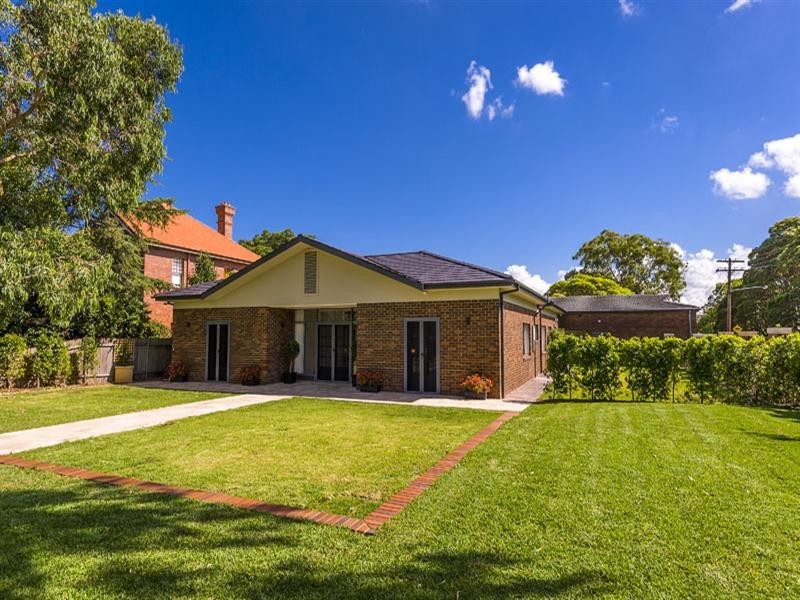 33 William Street, Roseville NSW 2069