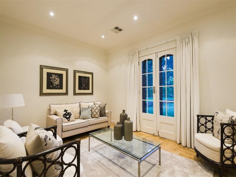 33 William Street, Roseville NSW 2069