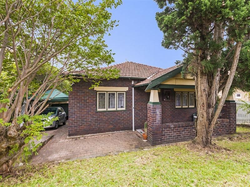 24 Lucknow Street, Willoughby NSW 2068