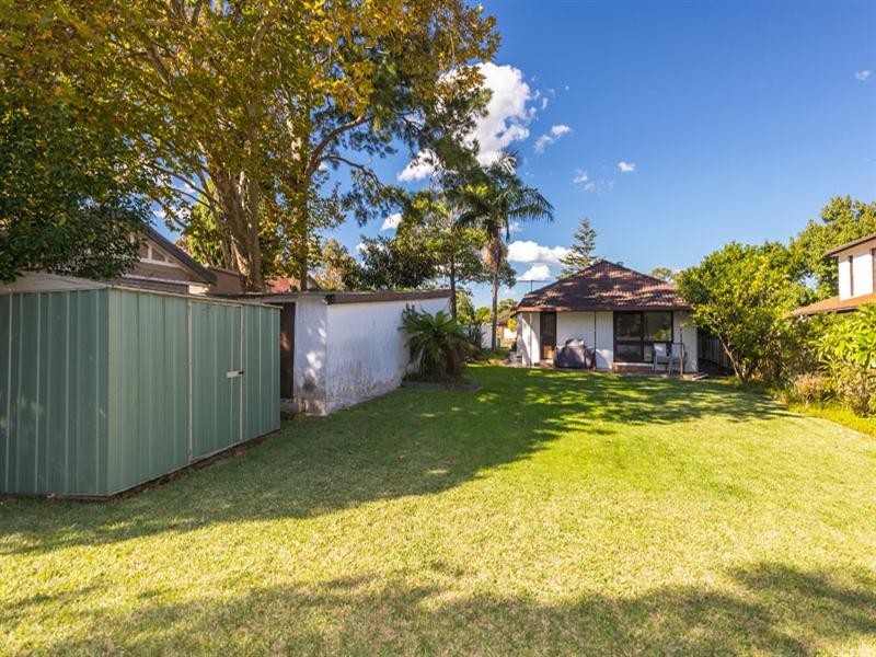 2 Windsor Road, Willoughby NSW 2068