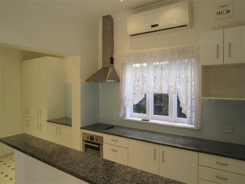 141 Eastern Valley Way, Castlecrag NSW 2068