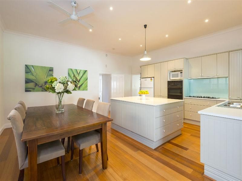 32 Eaton Street, Willoughby NSW 2068