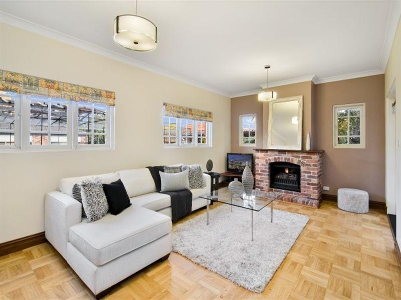 18 Edinburgh Road, Willoughby NSW 2068