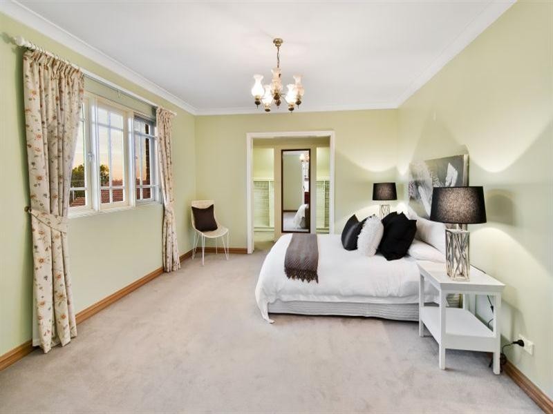 18 Edinburgh Road, Willoughby NSW 2068