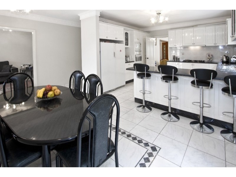 17 Wyalong Street, Willoughby NSW 2068