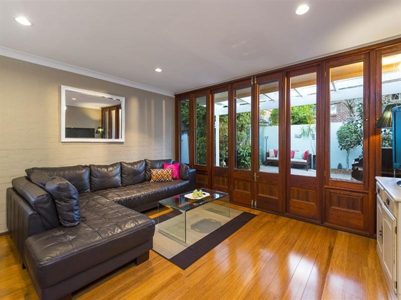 16 Claude Street, Chatswood NSW 2067