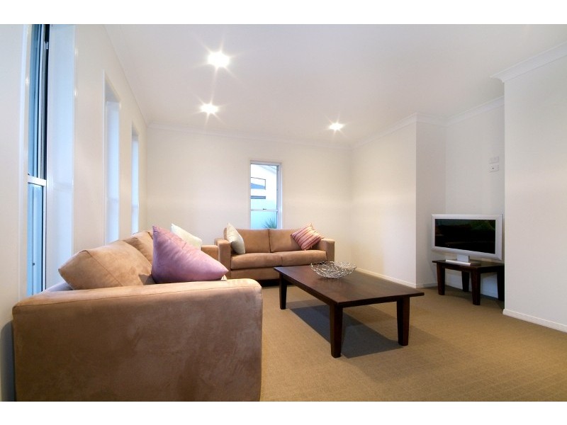 30 Manooka Crescent, Highfields QLD 4352