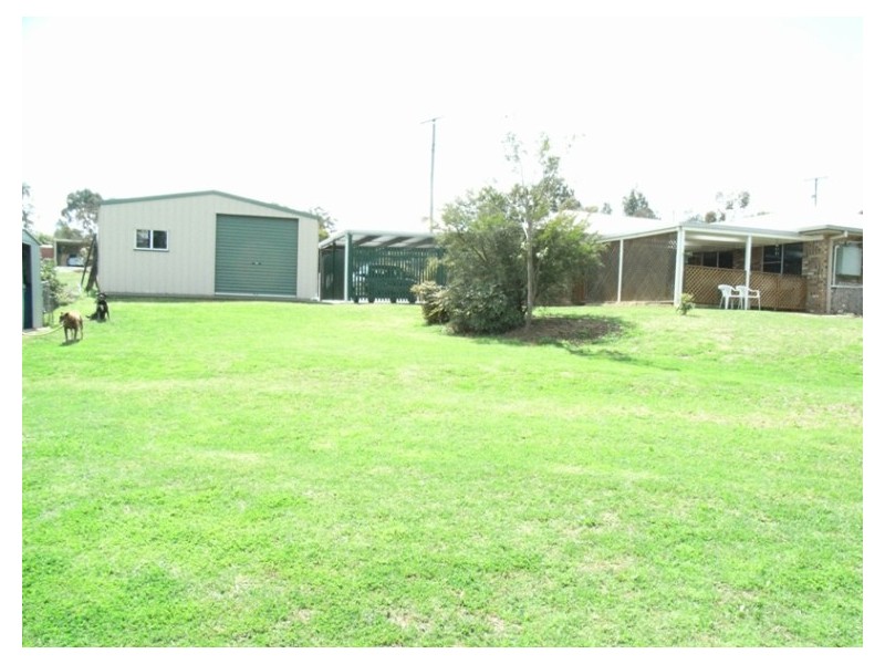 3 Lake Drive, Meringandan West QLD 4352