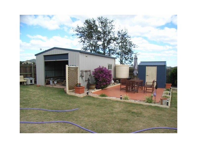26 Nioka Drive, Highfields QLD 4352
