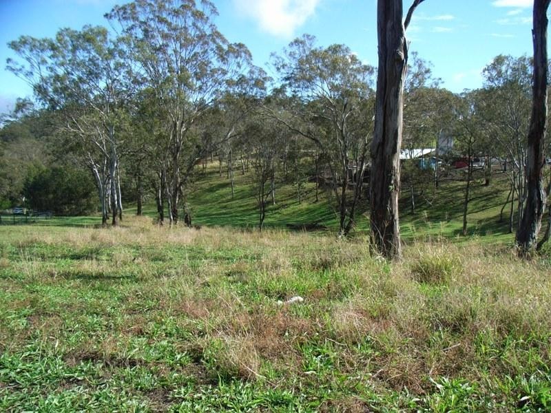 100 Geddes Road, Hodgson Vale QLD 4352