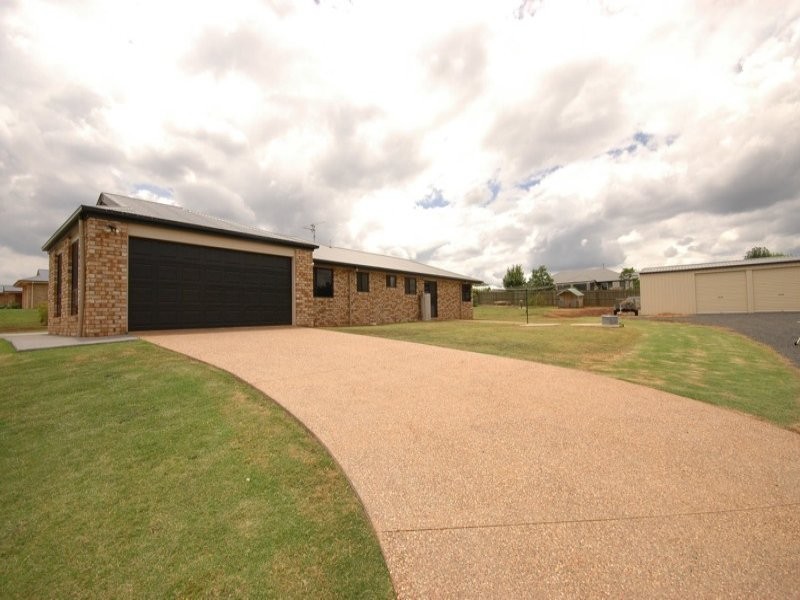 7 Joann Street, Highfields QLD 4352