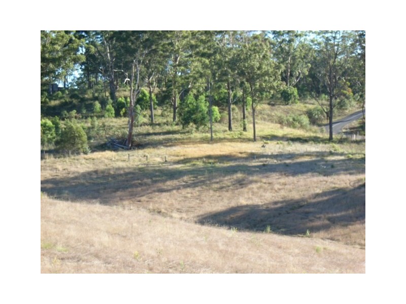 23 Forest Drive, Hampton QLD 4352