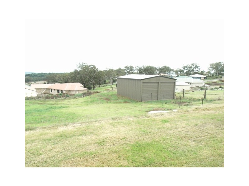 26 Berghofer Drive, Highfields QLD 4352