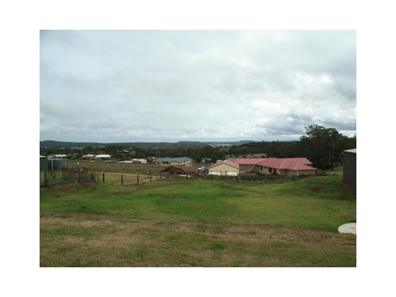 26 Berghofer Drive, Highfields QLD 4352