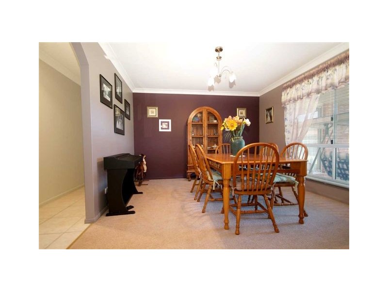 8 Tara Court, Highfields QLD 4352