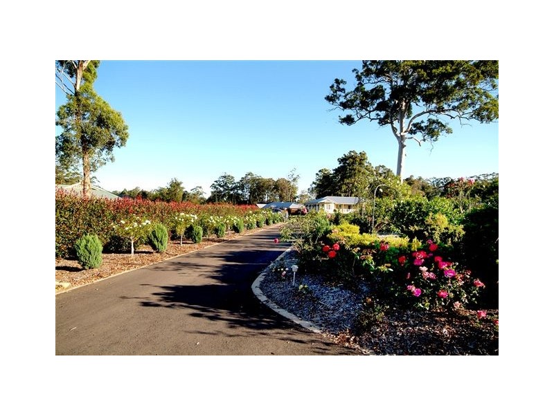 8 Tara Court, Highfields QLD 4352