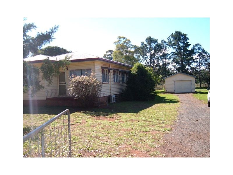 48 Highfields Road, Highfields QLD 4352