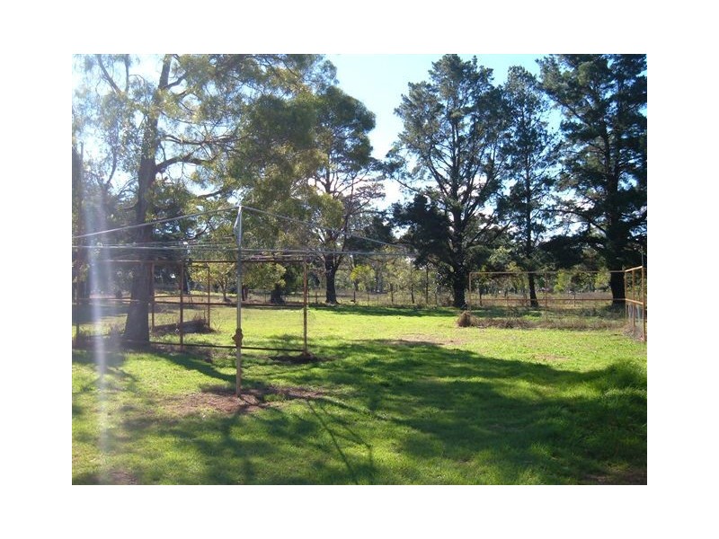 48 Highfields Road, Highfields QLD 4352