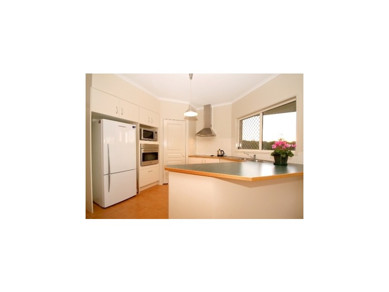 7 Clifford Street, Meringandan West QLD 4352