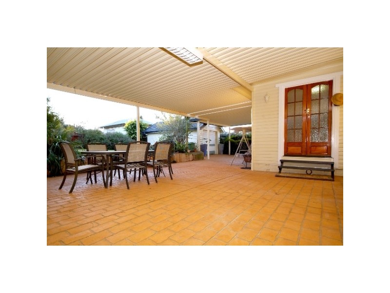 29 Beelbee Street, Harristown QLD 4350