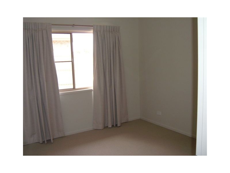 2/11 Highgrove Drive, Highfields QLD 4352