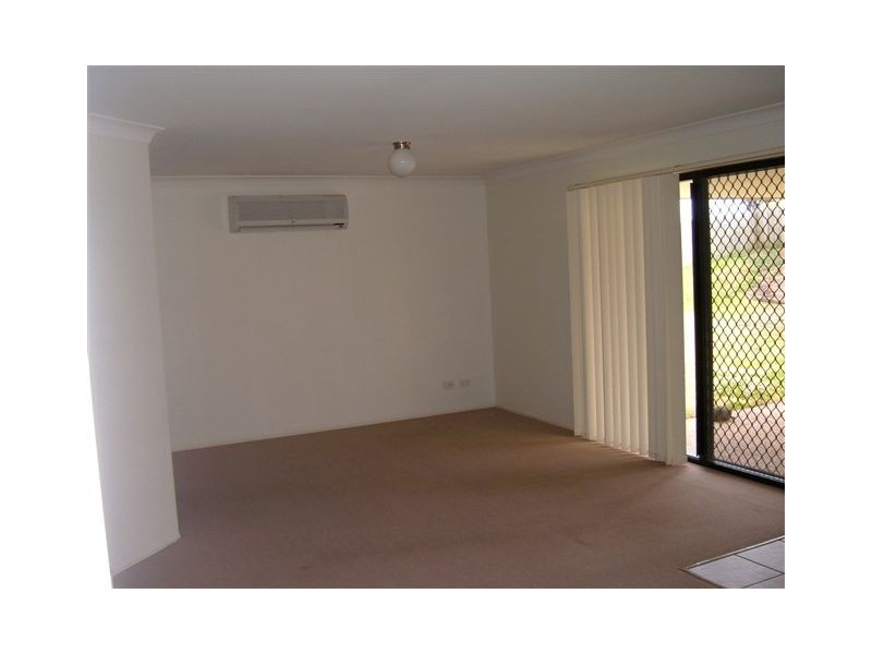 21 McShane Drive, Mount Kynoch QLD 4350