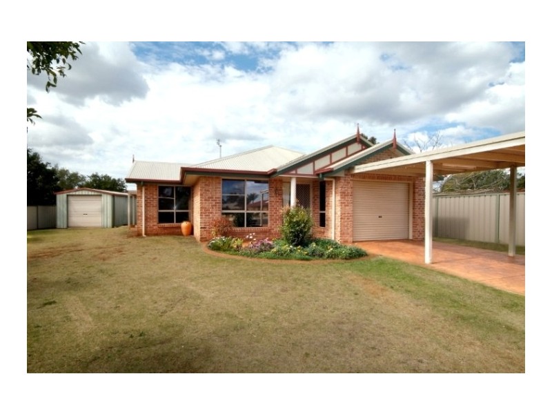 3 Freyling Court, Kearneys Spring QLD 4350