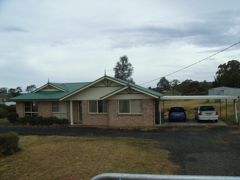 37 Peters Road, Meringandan QLD 4352