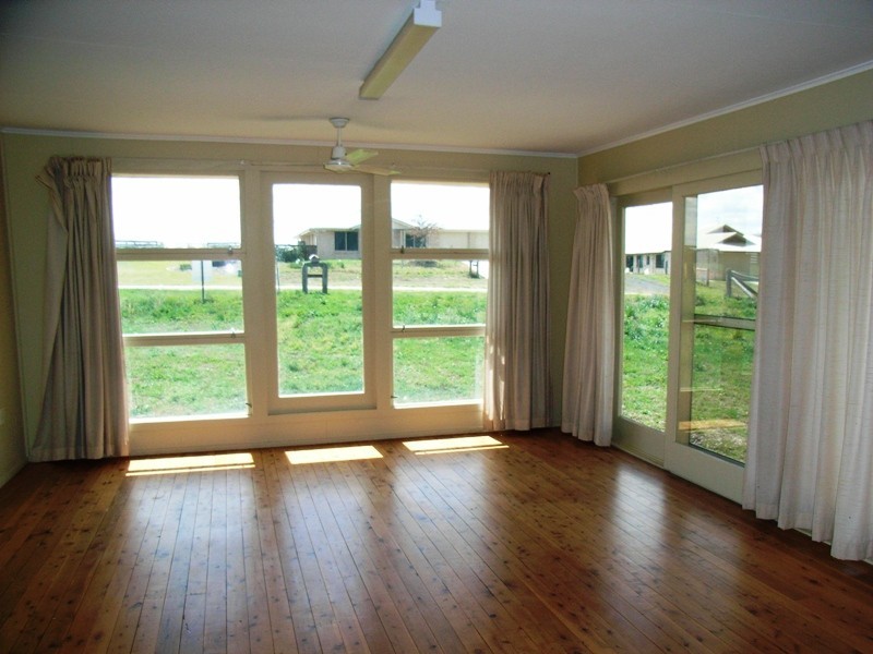 48 Phipps Drive, Meringandan West QLD 4352